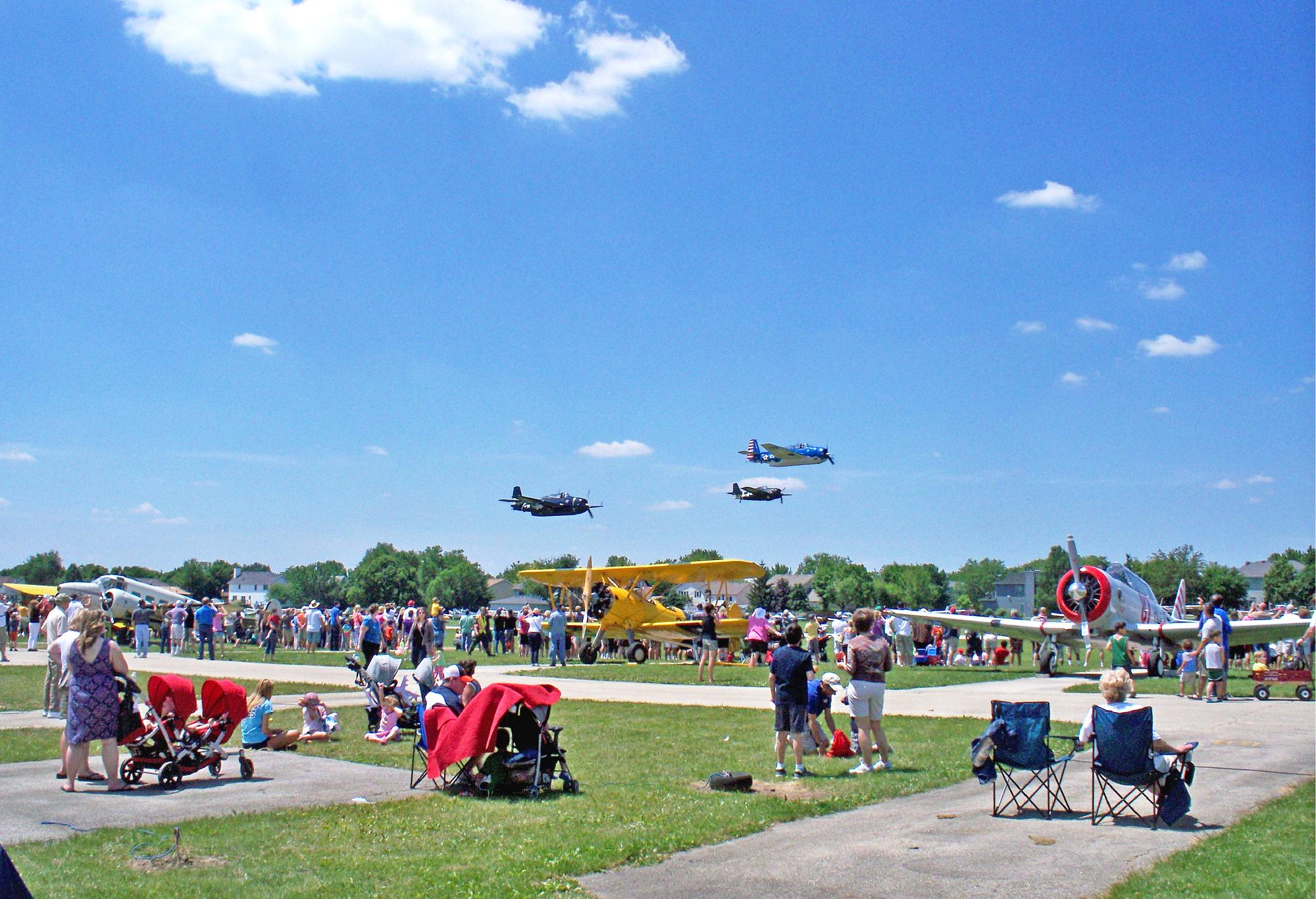 We are Seeking Volunteers for our 2024 Cavalcade of Planes